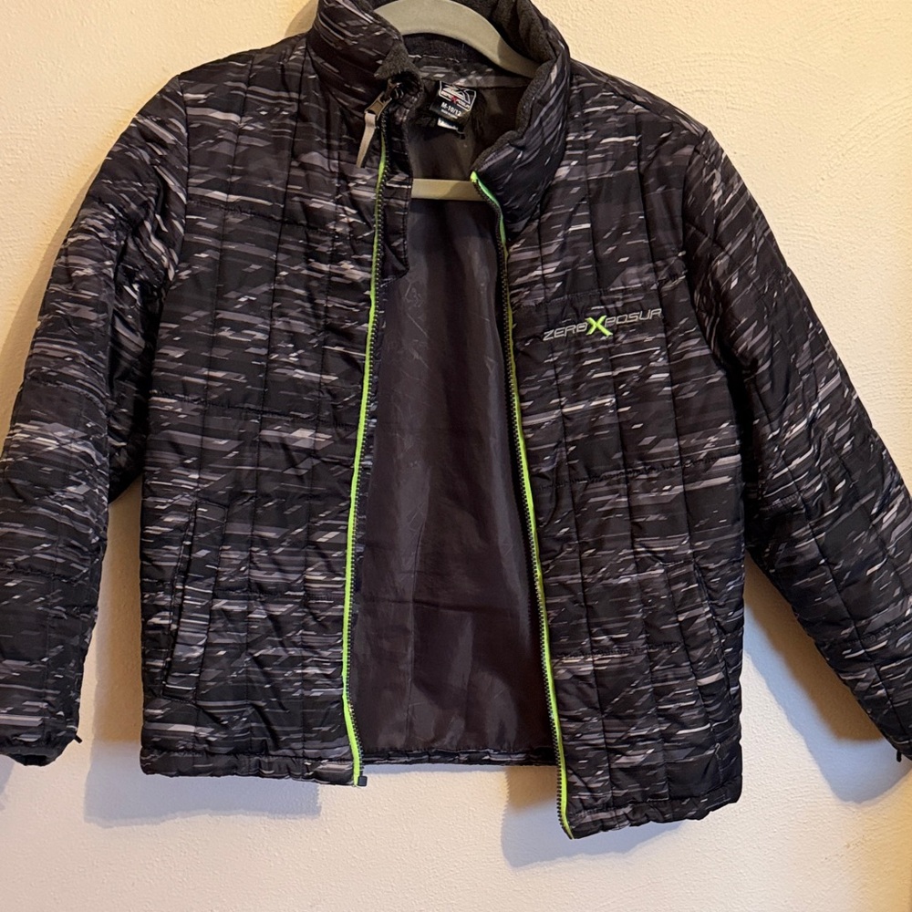 ZeroXposur Kids Puffer Jacket with Black and Gray Pattern
